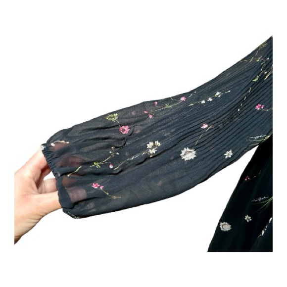 Aritzia Wilfred Casual Floral Daydreamer Mini Dress, Black, Excellent Con. - Picture 7 of 8